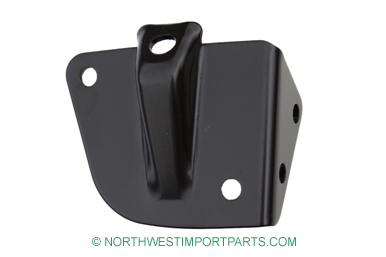 MGB Engine mount bracket Right 74.5-80